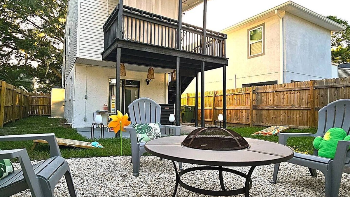 Terrace Park House | Safari Vibes – Near Busch Gardens, USF & Hard Rock Casino - 6 Guests