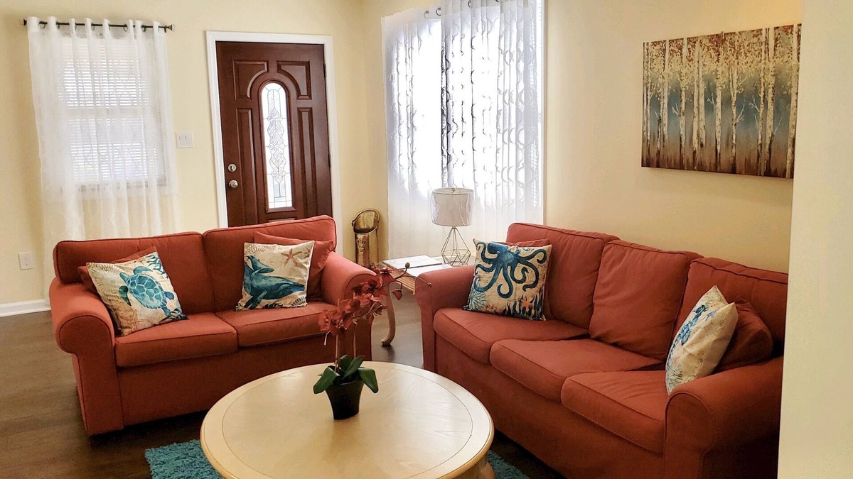 Long Branch House | *Safe & Clean*Full Kitchen*Smart TV’s*5min→Beach