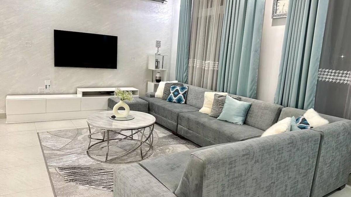 Mazizini Apartment | Safe & Stylish Family Apartment w/Wi-Fi - Near Beach, Airport & Restaurants