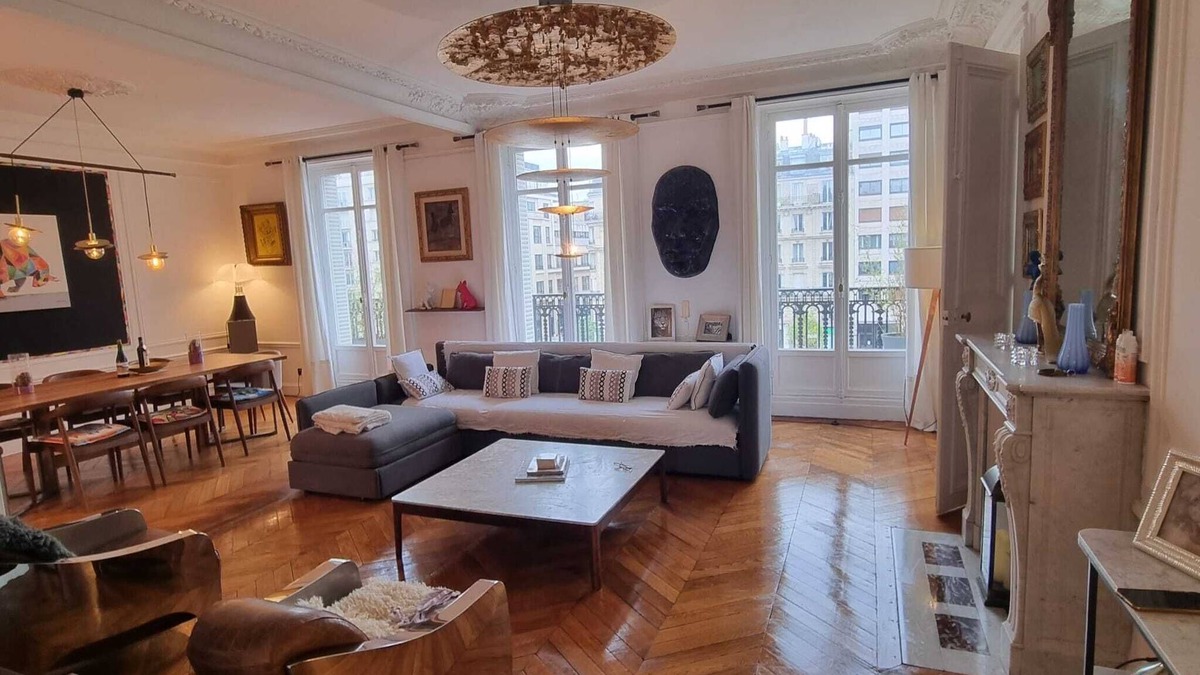 Neuilly-sur-Seine Apartment | Safest Area in Paris ❤ Elegant Haussmannien close to Le Marais, Metro Line 1