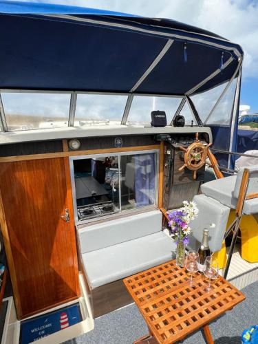 Molle Boat Rental | Safir I Mölle hamn