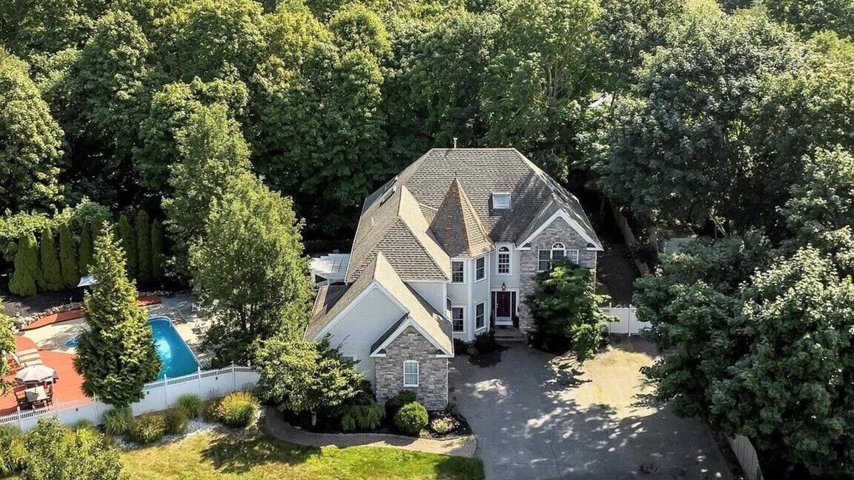 Sagamore Beach House | Sagamore Manor - Luxury XL Cape Retreat, Heated Pool, Minutes to Beaches!