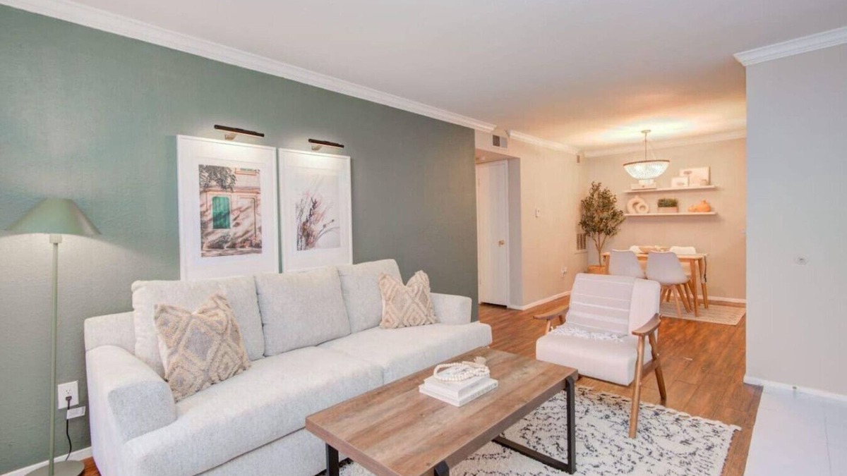 Astrodome Apartment | Sage 1 Bed 1 Bath Apt in Medical Center near NRG