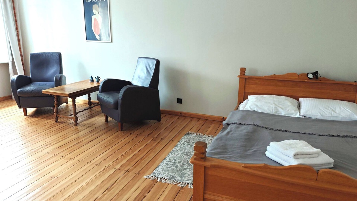 Lodz Apartment | Sage Green Cosy Studio