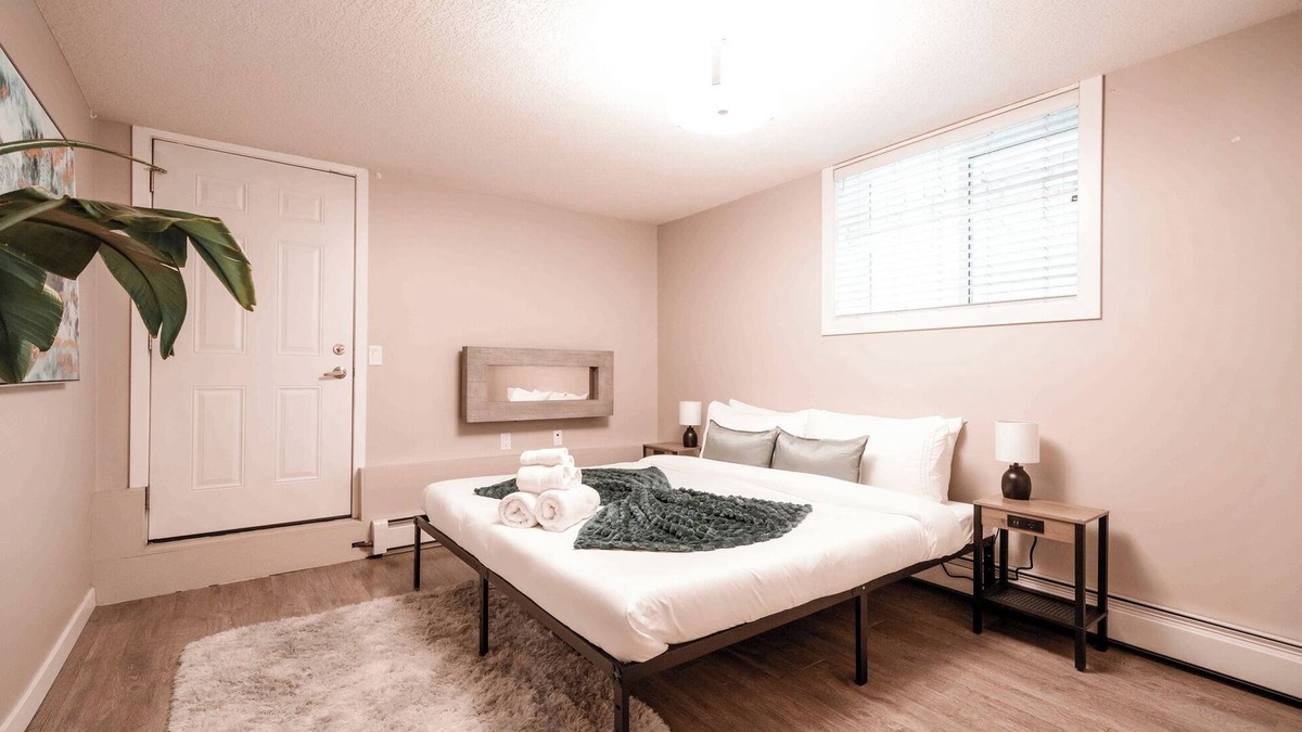 Bridgeland Apartment | Sage on the Bow - Central Condo Family Pets