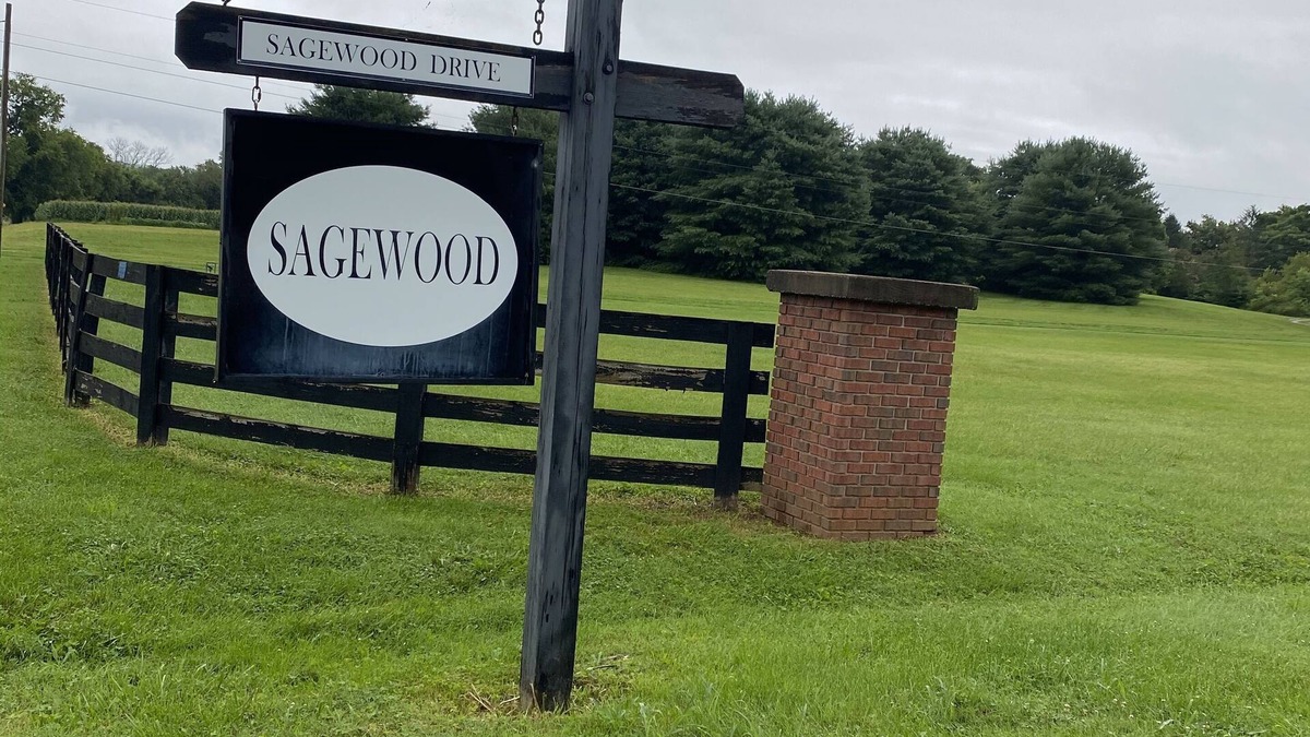 Giles County House | Sagewood cozy confortable retreat