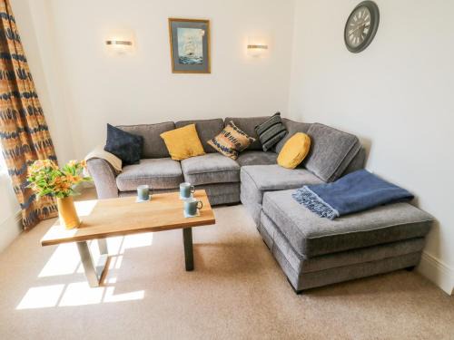 West Cliff Apartment | Sail Away, 17 Union Mill