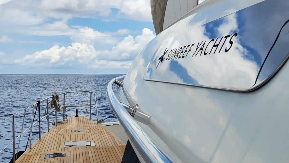 Nassau Boat Rental | Sail Away on the Serendipity of Life!