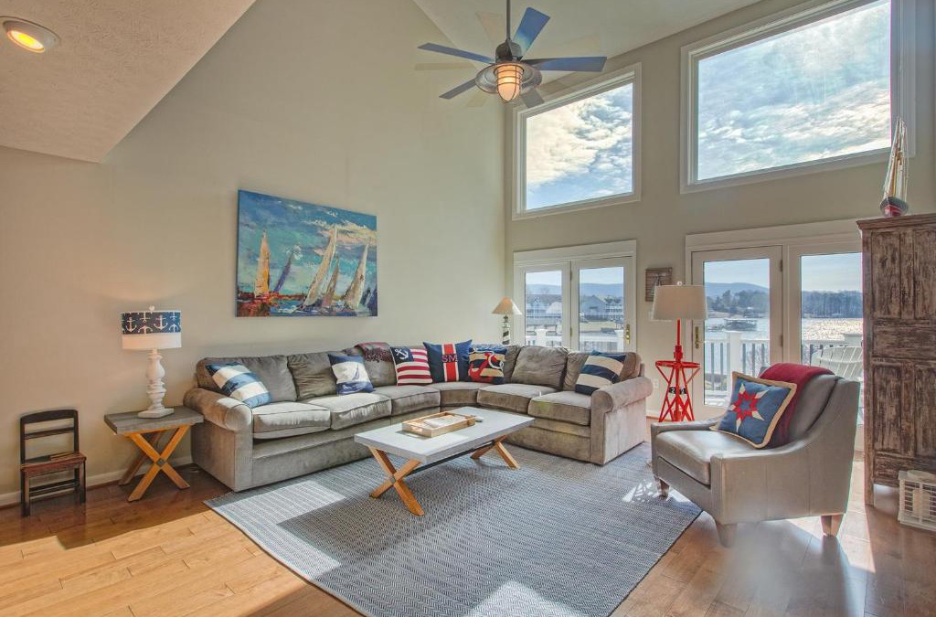 Huddleston House | Sail Away