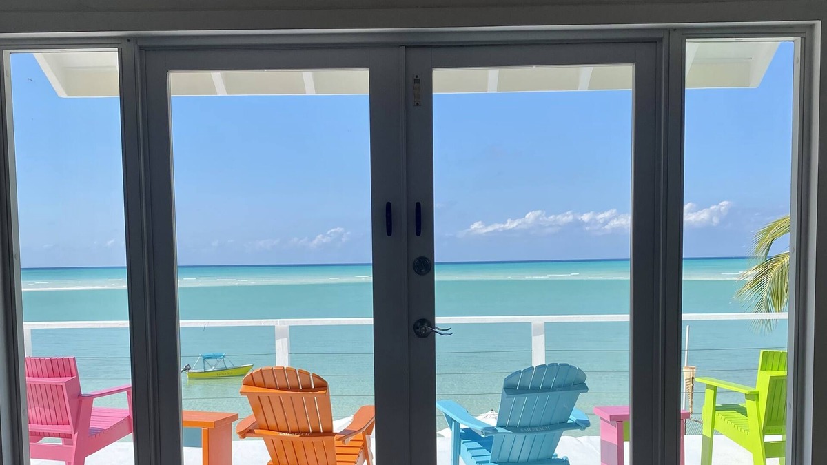 Spanish Wells House | SAILBEACH Use your Laptop to book.