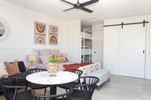 Kingscliff Apartment | Sailfish Studio - Beachside Private Access Granny Flat by uHoliday