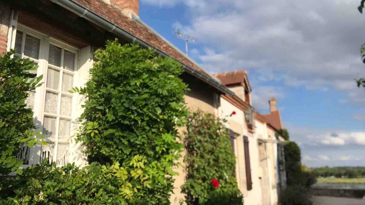 Chateauneuf-sur-Loire House | Sailor's house on the Loire
