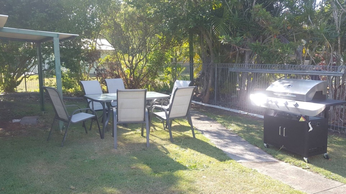 Lota House | Sailor's Rest Holiday House