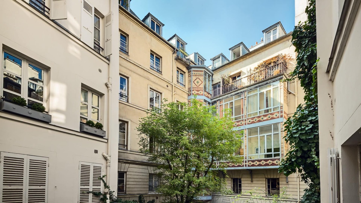 Saint-Germain-des-Pres Apartment | Saint-Germain Enchanting One Bedroom