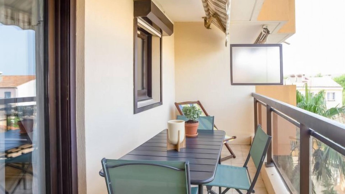 Le Lavandou Apartment | Saint James by Interhome