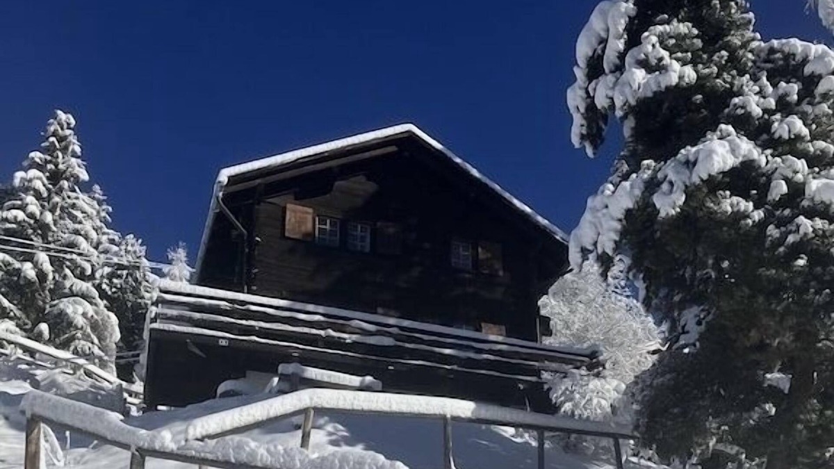 Saint-Luc Ski Chalet | Saint-luc. Chalet de Charme à 3 mn à Pied du Funiculaire et 7 mn de Léglise