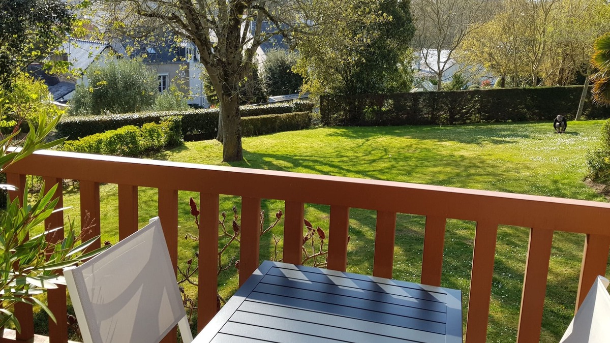Saint-Marc-sur-Mer Apartment | Saint-Marc on sea, 200 m Mr Hulot beach, T2 + veranda