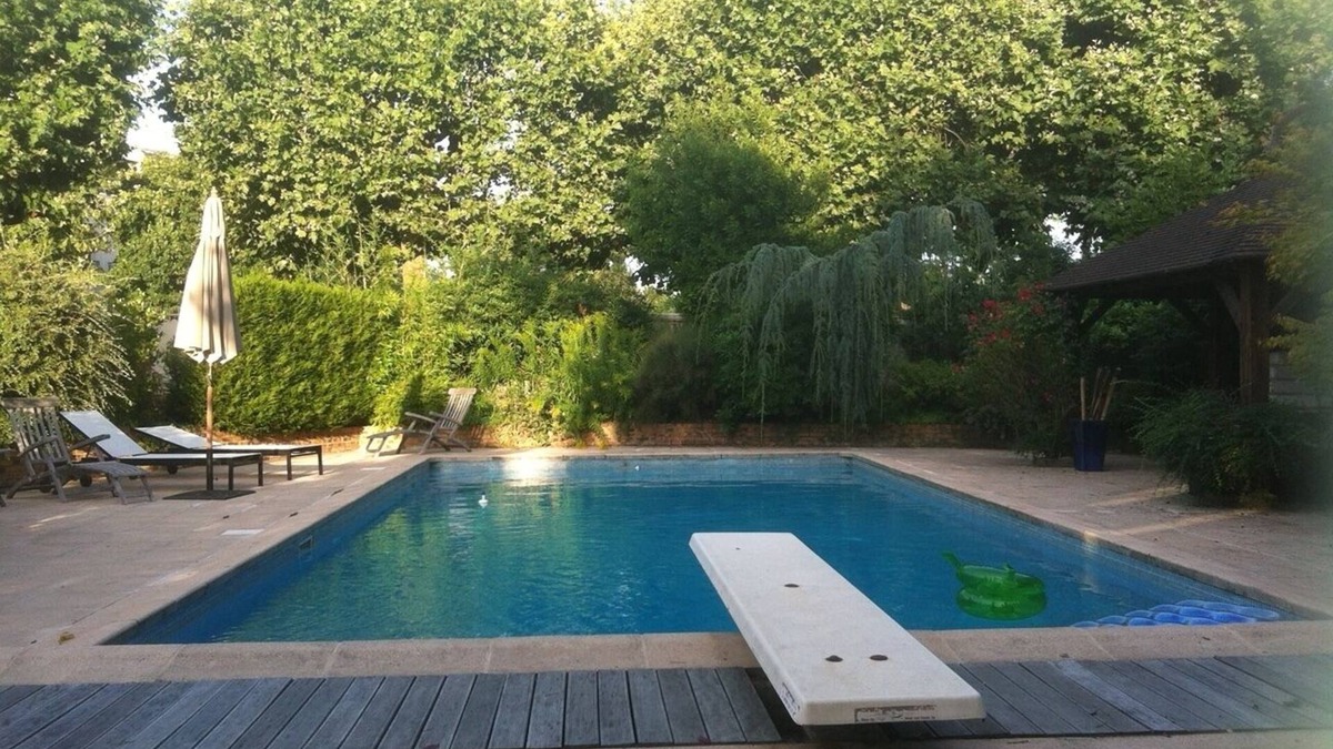 Le Parc Saint-Maur House | Saint Maur Petite Maison de Charme Avec Piscine Pour 2 Personnes