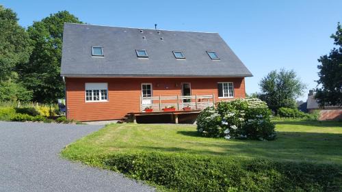 Saint-Pierre-Langers House | Saint Pierre House