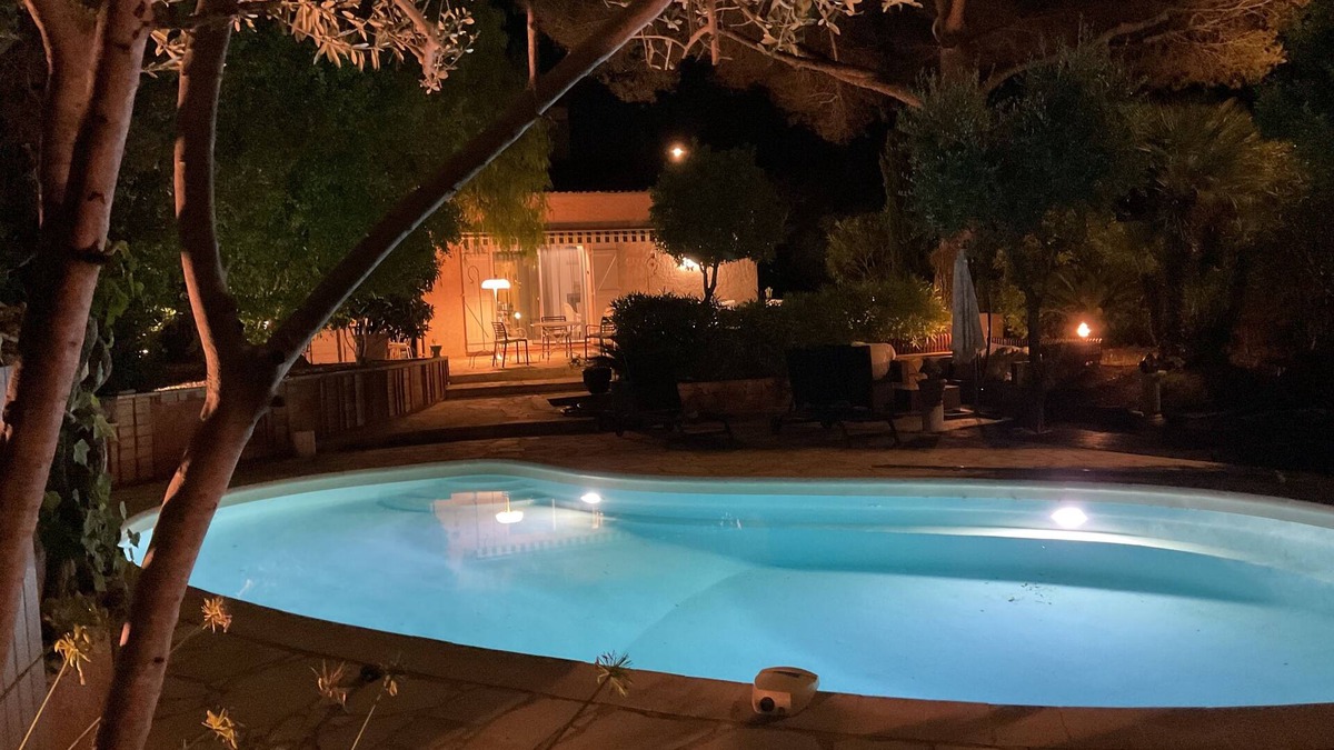 Boulouris-sur-Mer Villa | Saint Raphael beautiful villa 170 m2 swimming pool, very quiet, comfortable, residential
