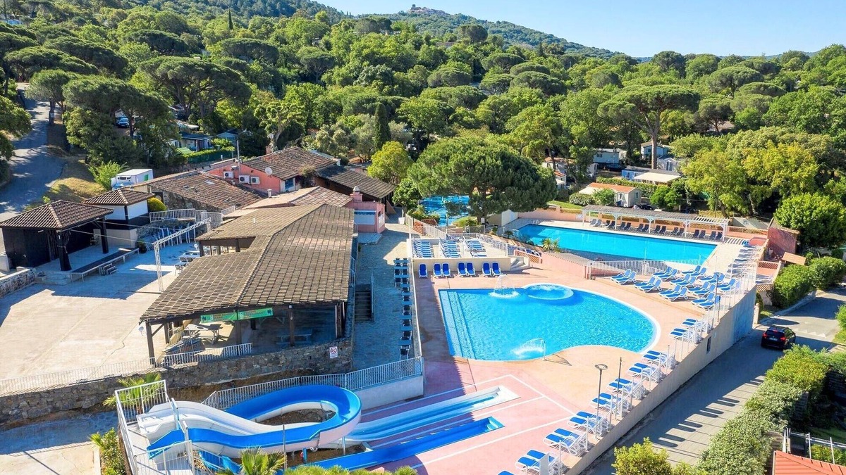 Gassin Resort | SAINT-TROPEZ apartment - Bungalow in vacation park with pool - CÔTE D'AZUR