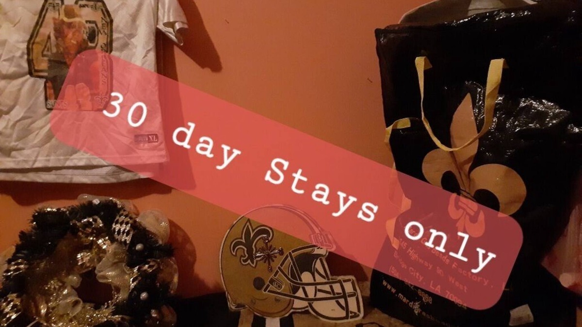 Leonidas Apartment | Saints Fan Extravaganza