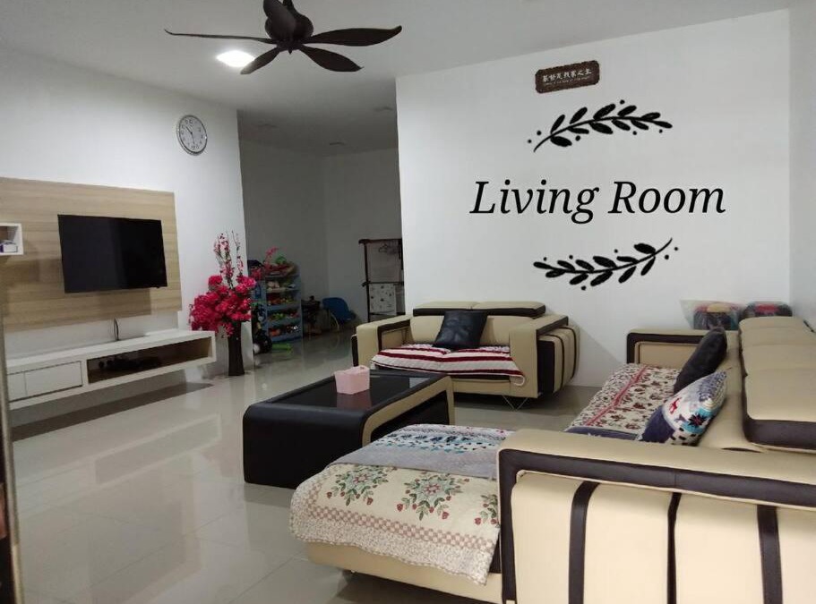 Miri House | Sakura Homestay 4 bedrooms 14pax- Eaton Hills Padang Kerbau Miri