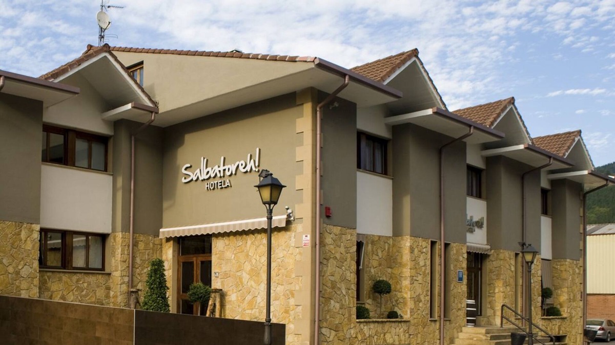 Beasain Hotel | Salbatoreh Hotela