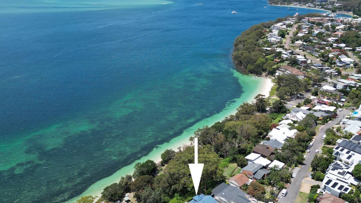 Port Stephens Council House | Salt and Serenity - A modern property with ocean views