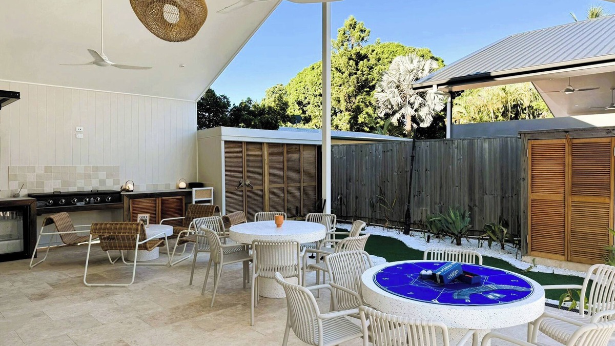 Horseshoe Bay House | Salt Ayres on Magnetic Island, the perfect tropical getaway