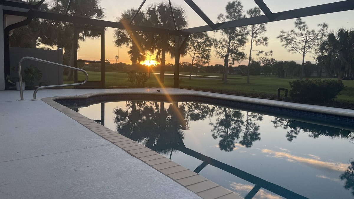 Long Meadow House | salt water Pool, golf, over looking 18th green