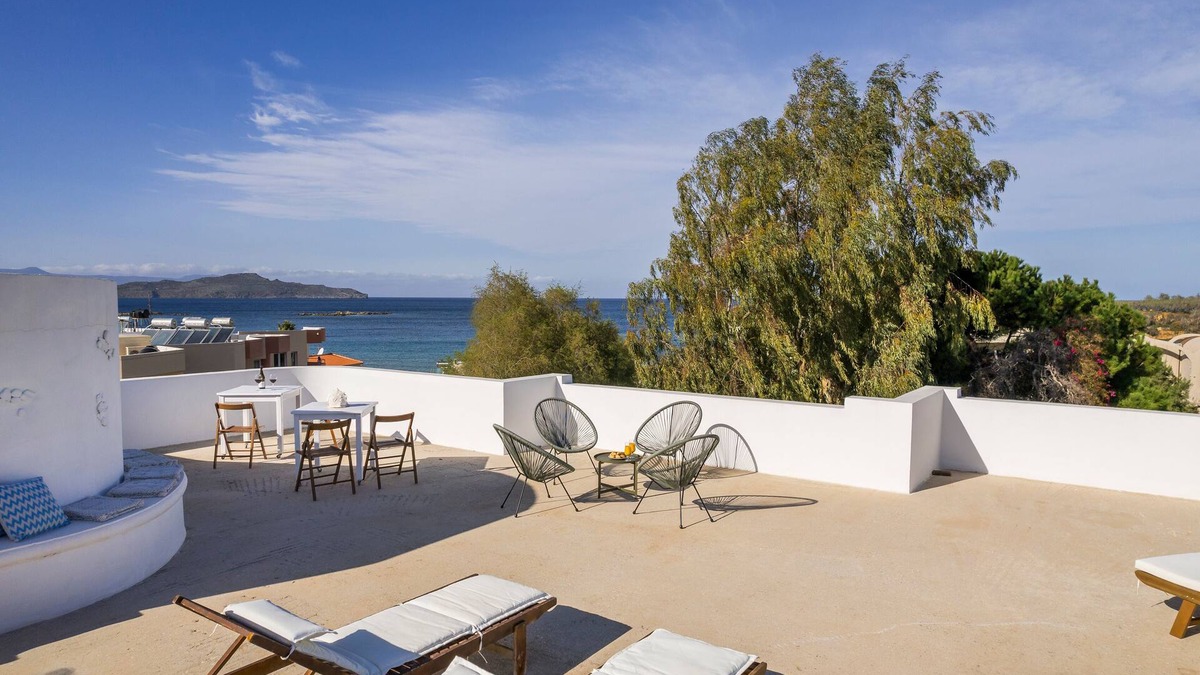 Agii Apostoli Apartment | Saltia Complex, Roof Garden,30 m. from sandy beach