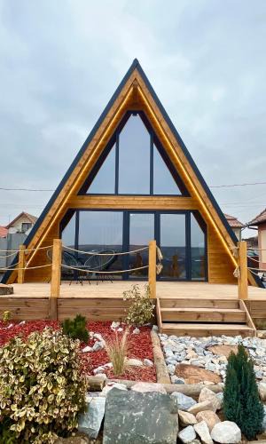 Sandulesti Ski Chalet | Saltwood A-Frame, Free Parking