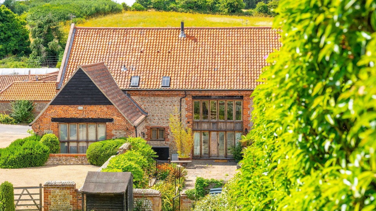 Salthouse House | Salty Bottom by Big Skies Estates