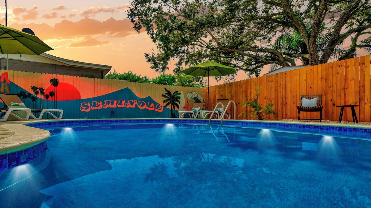 Walsingham House | Salty Flamingo - Heated Pool - Close to beaches - Hot Tub - Golf - Fire Pit