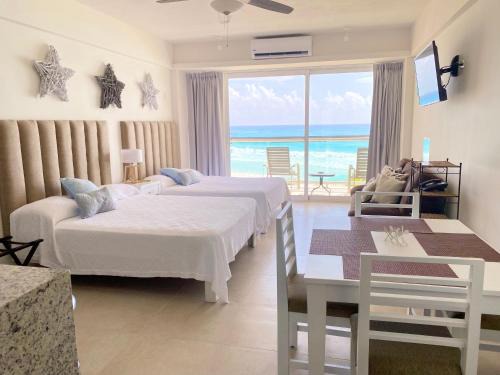 Punta Cancun Apartment | Salvia - Beachfront Studio