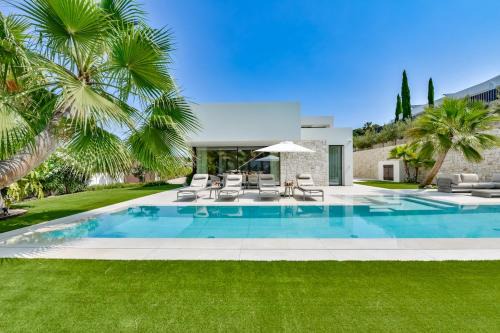 Paichi Villa | Salvora - By Almarina Villas
