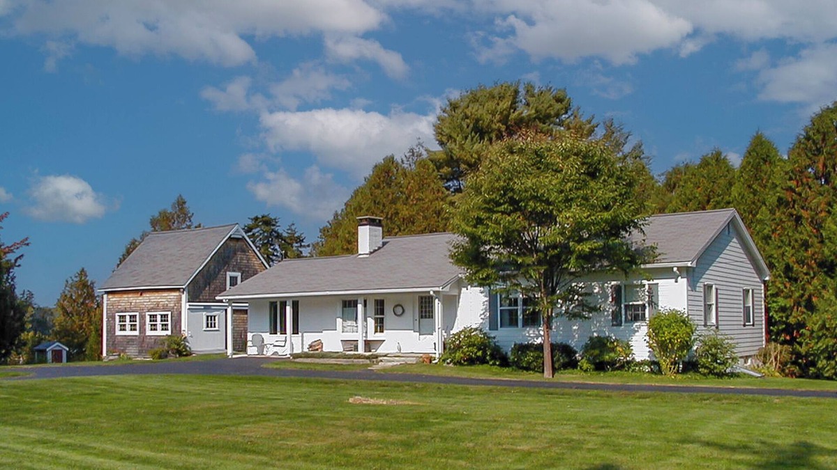 Trevett House | Samoset Cottage - 3 BR Water View Home, Boothbay Harbor