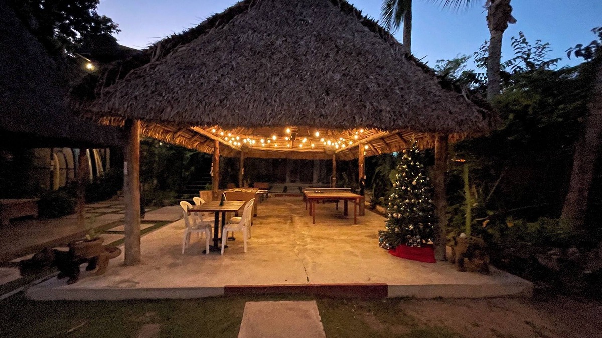 Costa Esmeralda Bed & Breakfast | San Carlos Surf Resort & Eco Lodge