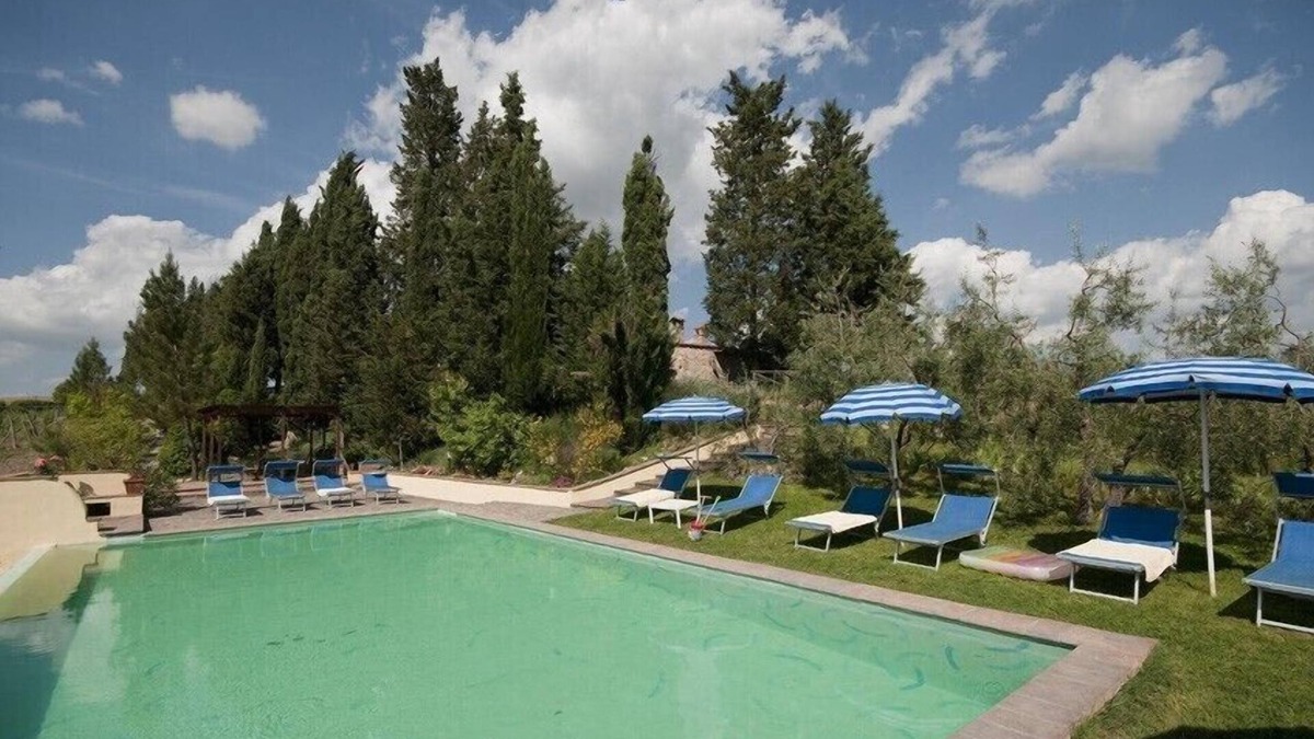 San Gimignano Villa | San Gimignano villa with pool, 5 rooms en suite, A/C, wi-fi, panoramic view
