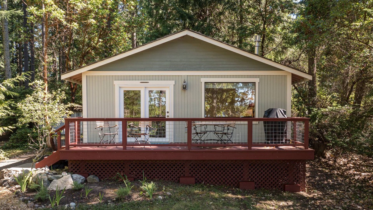 Roche Harbor Cottage | San Juan Island, Captains Cottage #101