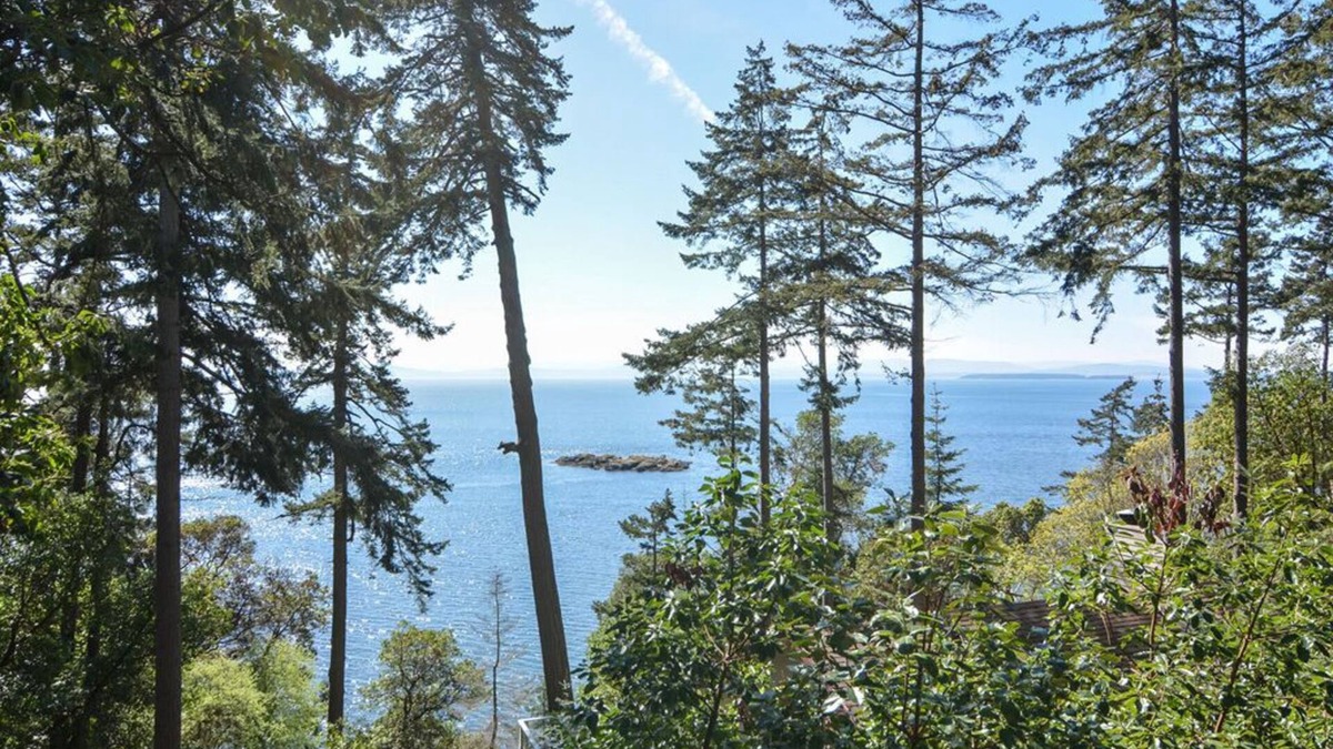 Friday Harbor House | San Juan Island, Orca Overlook #112