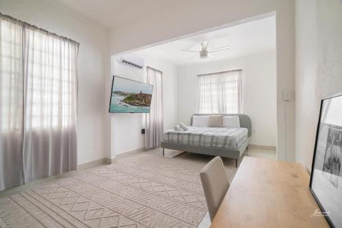 Hipodromo Villa | SAN JUAN Villa - Laplacita