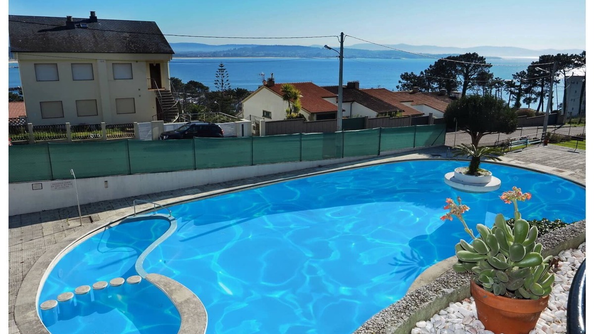 San Vicente do Grove Apartment | San Vicente O Grove Piscina