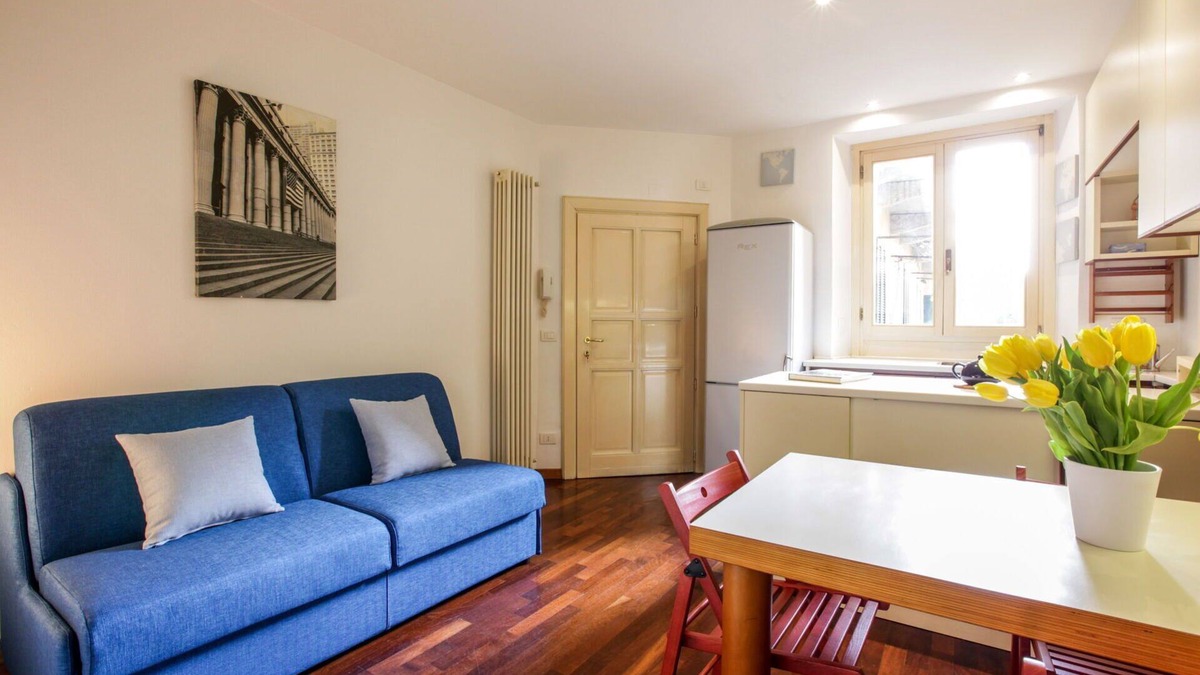 San Vittore Apartment | San Vittore, Bright 1 Br Apartment By Halldis