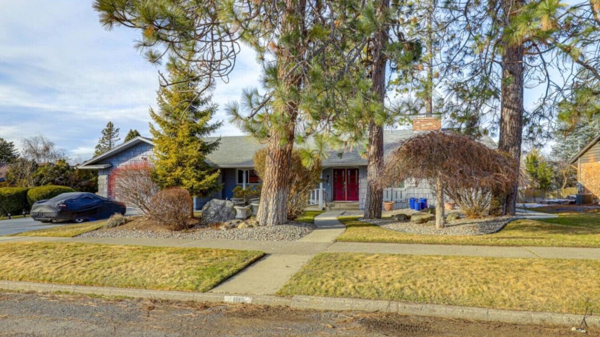 Latah Valley House | Sanctuary: 5BR Home for Extended Stays & Family Comfort