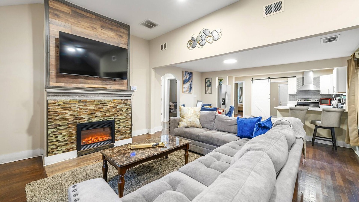 Atlanta House | Sanctuary in the City-10 minutes from all City attractions!