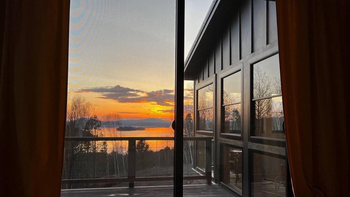 Rangeley House | Sanctuary Ridge North - Gorgeous modern home, tucked into the woods, with spectacular views