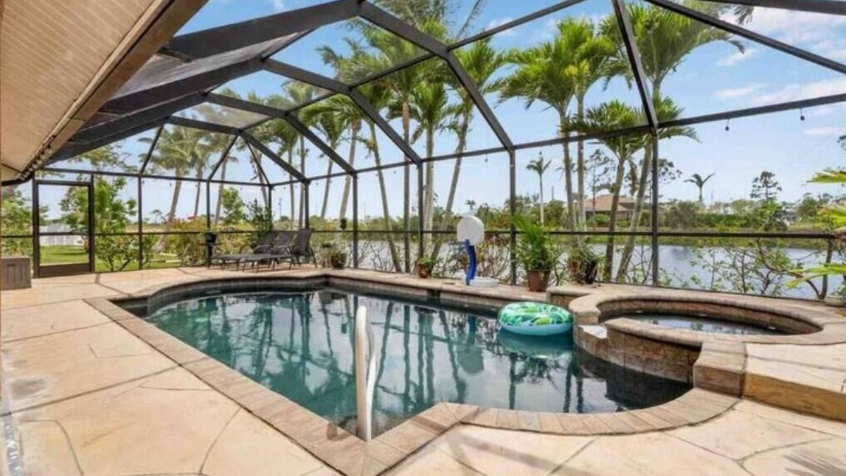 Mariner Villa | Sanctuary w/covered heated saltwater pool on canal