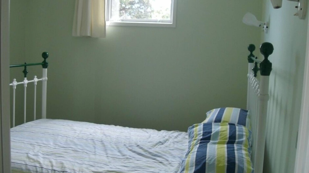Waihi Beach Apartment | sand and waves moments away